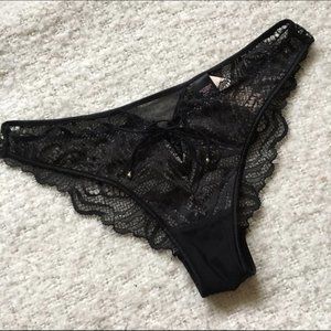 Victoria's Secret Lace Panties NWT